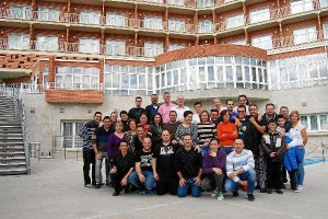 Foto de familia de la plantilla del Gran Hotel horas antes de su cierre. 