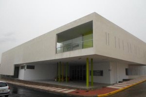 Moderno edificio que podrá acoger hasta un total de 107 niños en sus aulas. 
