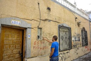 Vivienda dañada en la calle Resaca. 