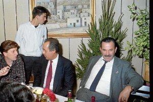 Juanchi, Ginés Capel (centro) y Manuel Abad.