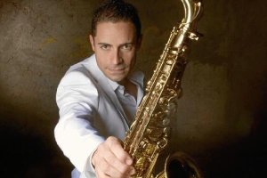 Juanma Linde actúa mañana sábado en EMMA.