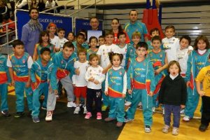 Foto de familia en el Moisés Ruiz.