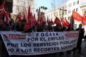 Protestas de los sindicatos por el colapso en el FOGASA.