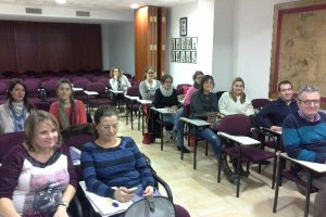 Asistentes al curso de RCP en el Colegio de Enfermería.