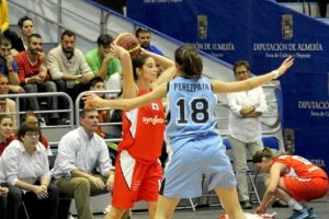 Alicia Soler espera remontar el vuelo este sábado.