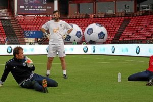 Pendiente de los porteros.