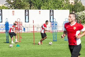 Teerasil Dangda se está integrando en la sociedad almeriense.