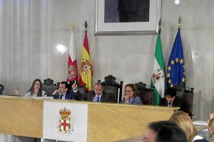 Votación durante el Pleno del Ayuntamiento