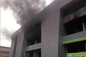 El incendio en Saint Etienne horas antes del partido ante el Lyon.