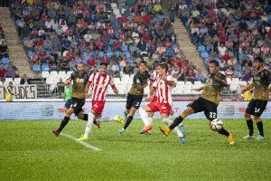 El Almería se ha atascado en el Mediterráneo.