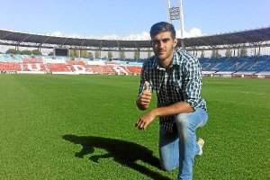 Carlos Selfa ha posado para LA VOZ este martes.