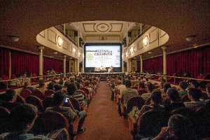 Interior del Teatro Apolo en octubre durante el desarrollo del Festival Cinejoven. 