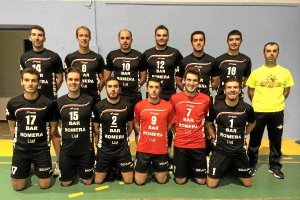 Juan Ignacio, Juanichi, con su escuadra ganadora en Sevilla.