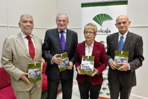 Elena Víboras en la presentación del Informe Anual del Sector Agrario en Andalucía 2013.