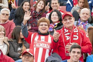 Los abonados serán los grandes beneficiados si se mantiene la Primera.