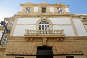 Fachada del Teatro Cervantes