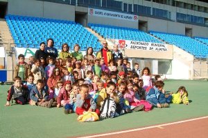 Los niños en el Estadio.