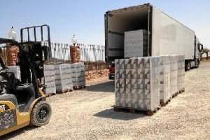 Carga de aceite para EEUU en la Almazara de Canjáyar