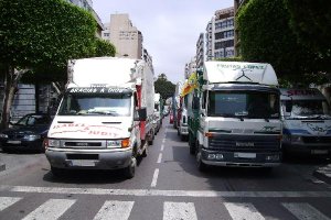 Movilización de camiones por las calles de la capital almeriense.