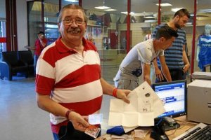 Los abonados no pagarán para acceder al estadio del Mediterráneo.