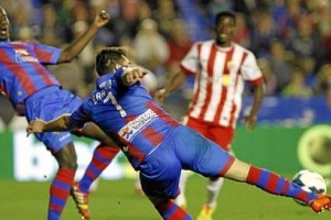 El gol de Barral al Almería el pasado curso.