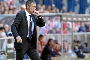 Lucas Alcaraz sabe lo que se juega su equipo frente al Almería.