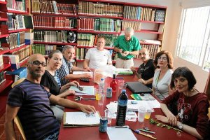 Taller de escritura creativa en la biblioteca.