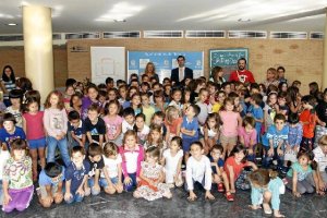 Alumnos que participaron en ‘Educateatro’ en la primera sesión de ayer martes.