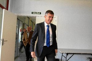 Lucas Alcaraz en Miércoles Santo se despedía del Almería.