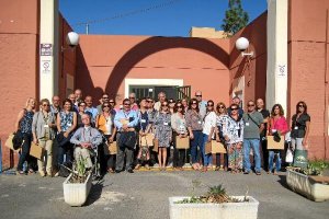 Los profesores en el CEP de la Finca Santa Isabel.