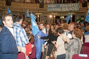Rajoy, a su llegada al Cervantes.
