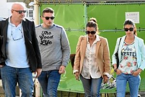 El padre del piloto ha hablado sobre la delicada situación que viven.