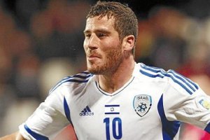 Tomer Hemed jugó poco pero hizo un gol para su selección.