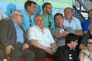 Alfonso García está motivado pero los clubes son una tentación.