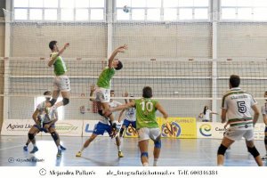 Una jugada del partido.