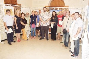 Inauguración de la exposición que se puede ver en el Faro.