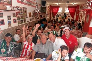 Manolo García no quiso faltar a la fiesta.