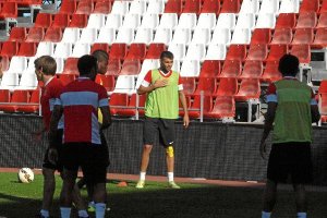 Javi Pérez, en el entrenamiento de este viernes.