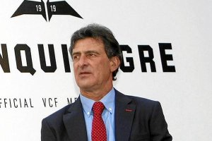 Mario Alberto Kempes se recupera de su dolencia cardiaca.