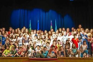 Foto clausura de las Escuelas Municipales.