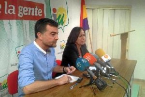 Maíllo y Martín, en la sede de IU