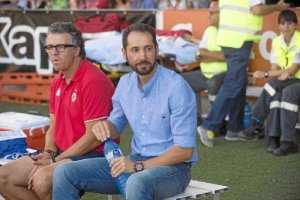 Pablo Machín vive una situación especial en el banquillo del Girona.