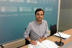 El concejal Carlos Sánchez ha sumado el área de Limpieza y recogida de residuos a su área de Salud y