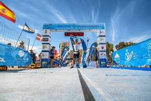 Jairo Ruiz llega a meta como un gran campeón.