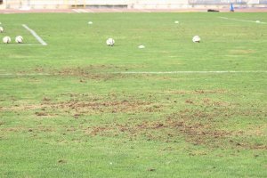 Así terminó el campo después del entrenamiento.