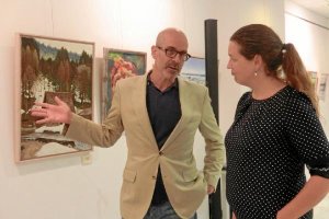 Recorrido inaugural por la muestra de la Sala Alfareros.