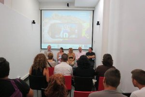 Cine forum celebrado en el marco del Plan Urban.