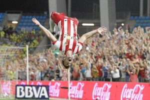 La pasada temporada empezó con el equipo de cabeza al sufrimiento.