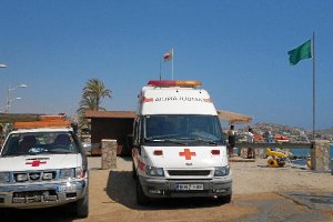 Cruz Roja de Águilas es la encargada de la asistencia en las playas de Pulpí.