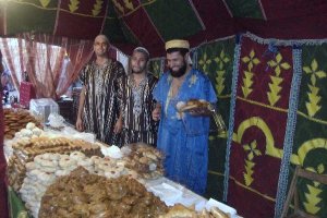 Participantes en el mercado del año pasado.